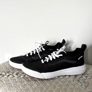 Vans Ultrarange black size 7 womens 5.5 men